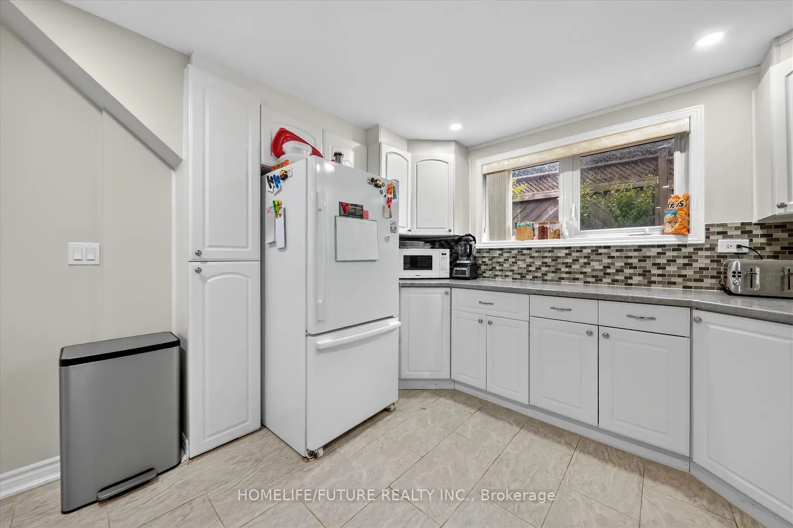 Photo 36 of 790 Ferndale Street, Oshawa, Northglen — HOMEH