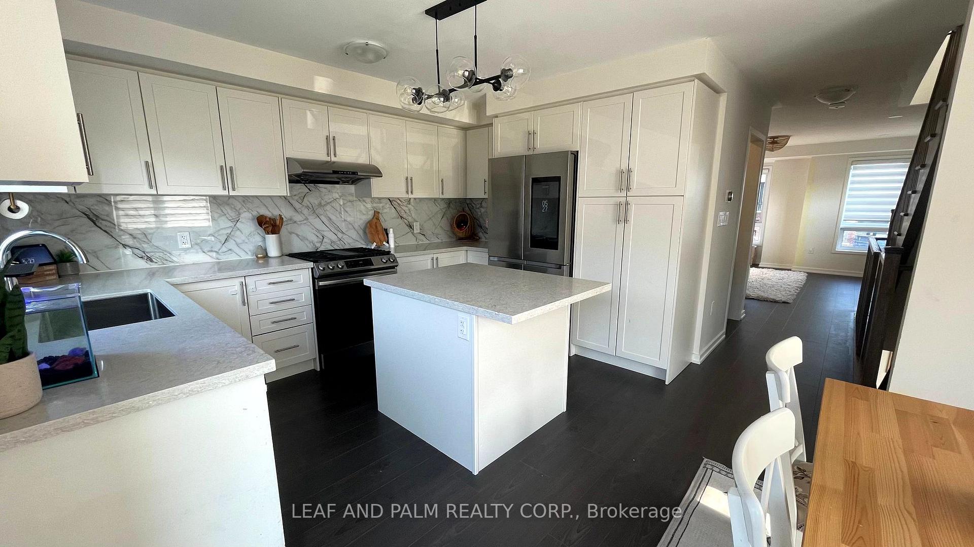 Photo 9 of 1332 Bradenton Path, Oshawa, Eastdale — HOMEH