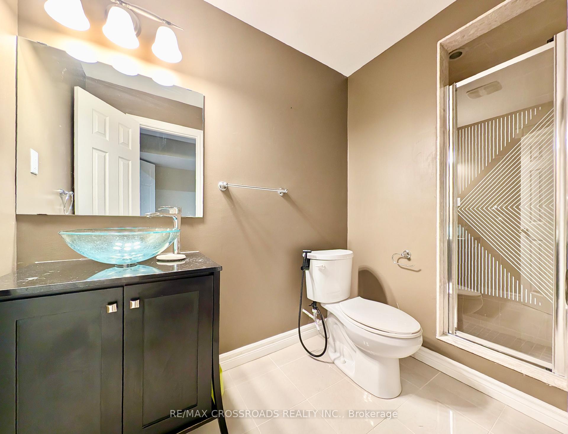 Photo 5 of Unit Bsmt, 67 Caprara Crescent, Markham, Box Grove — HOMEH