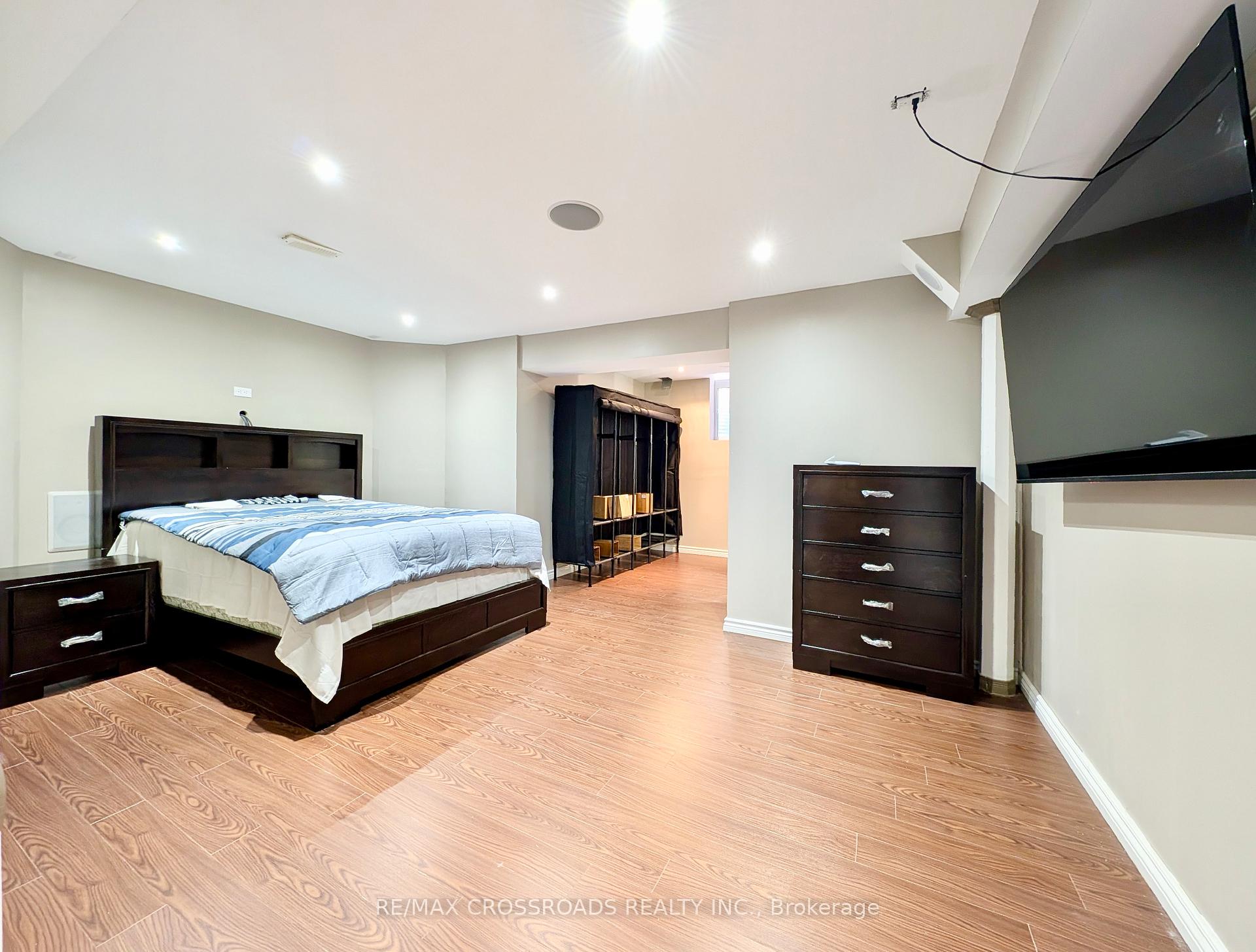 Photo 8 of Unit Bsmt, 67 Caprara Crescent, Markham, Box Grove — HOMEH