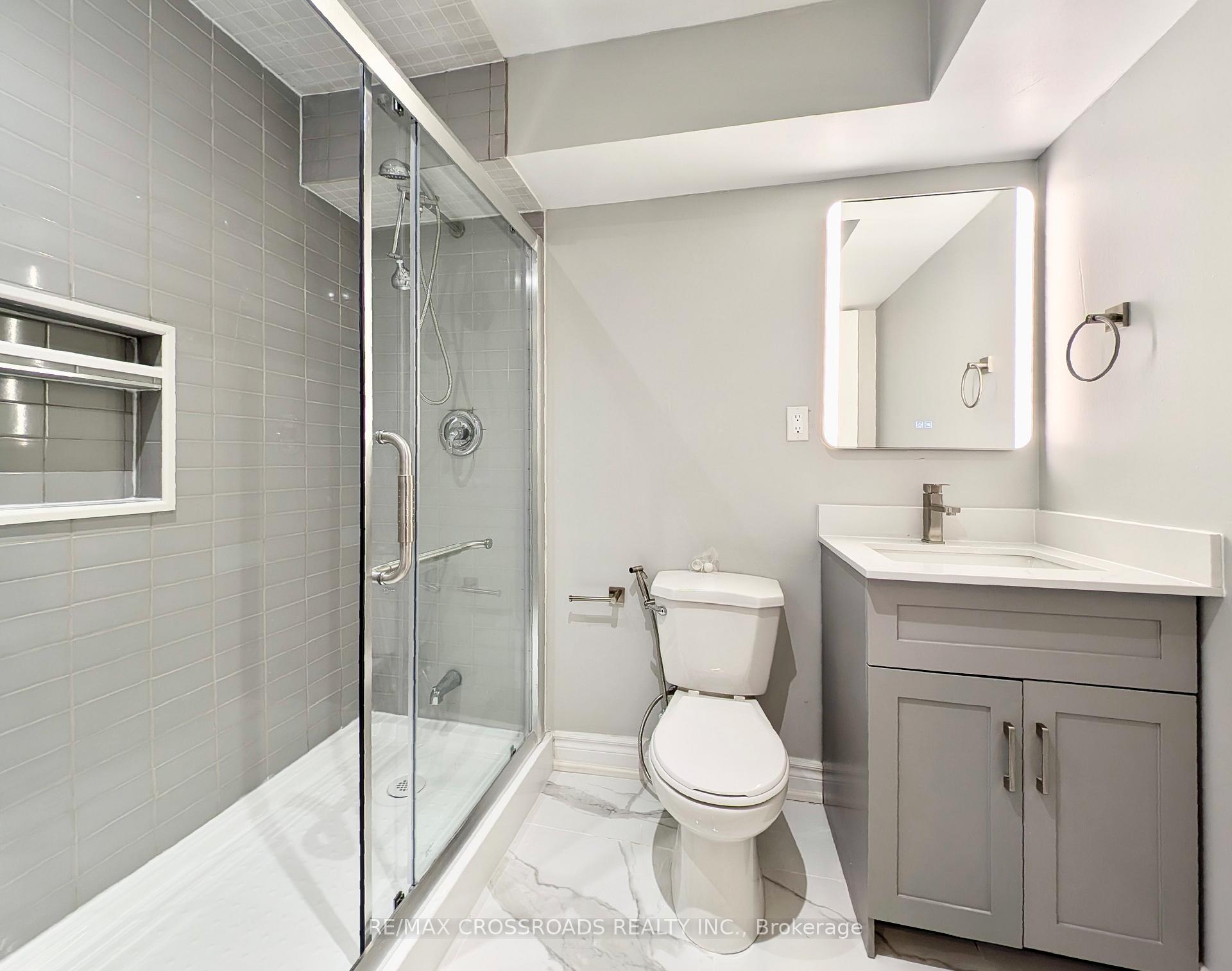 Photo 10 of Unit Bsmt, 67 Caprara Crescent, Markham, Box Grove — HOMEH