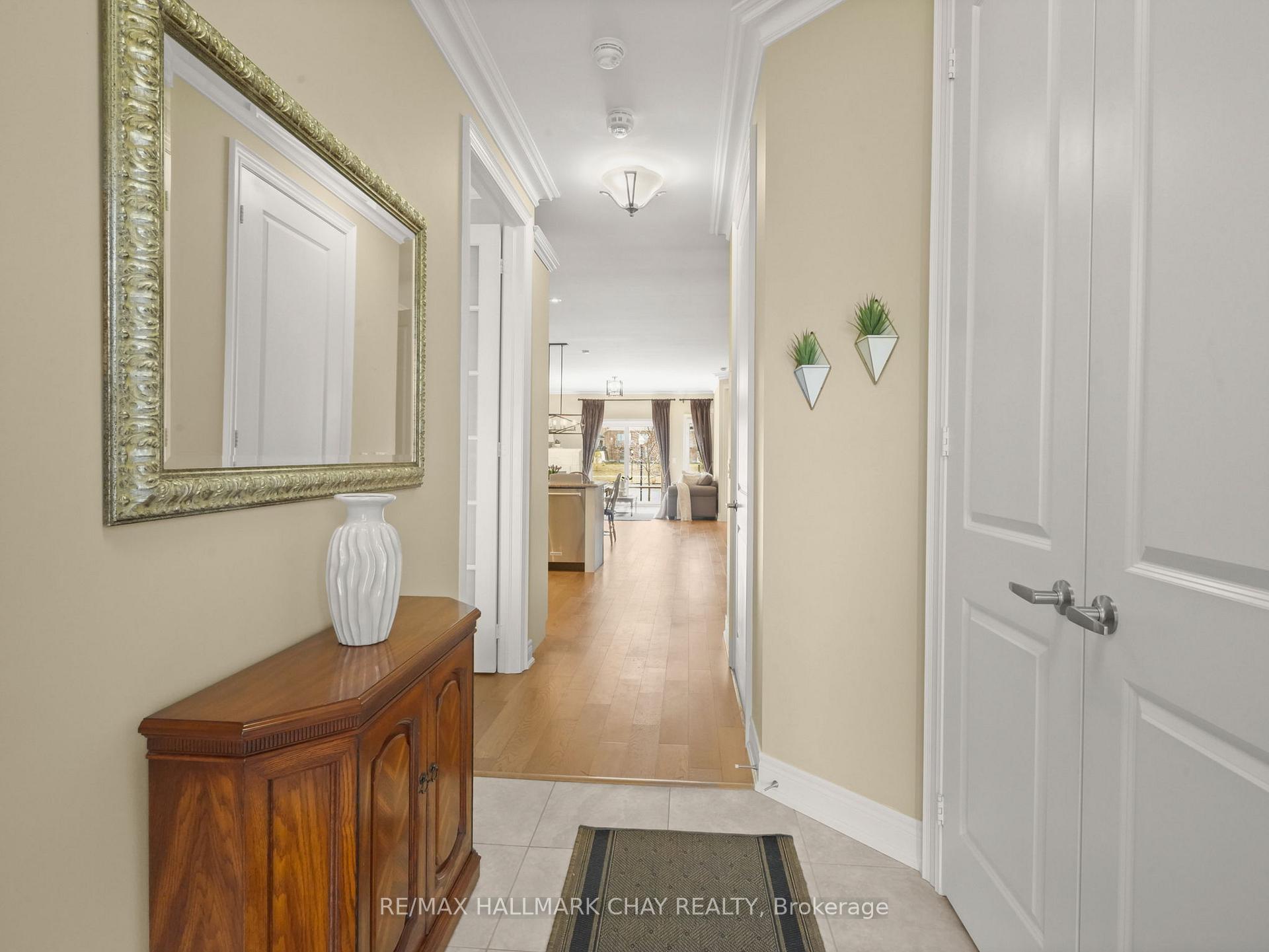 Photo 6 of 40 Kingsmere Crescent, New Tecumseth, Alliston — HOMEH