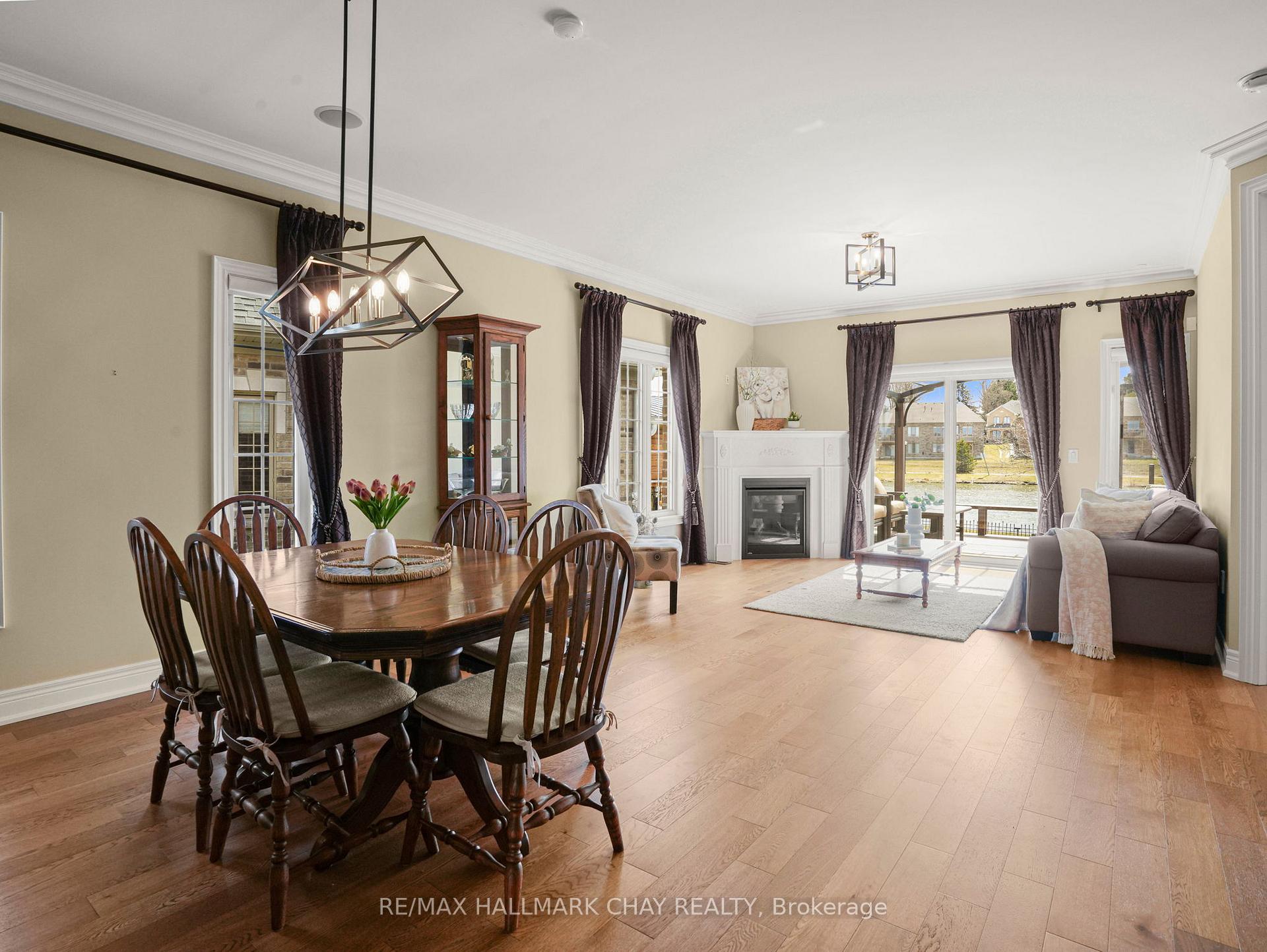 Photo 15 of 40 Kingsmere Crescent, New Tecumseth, Alliston — HOMEH