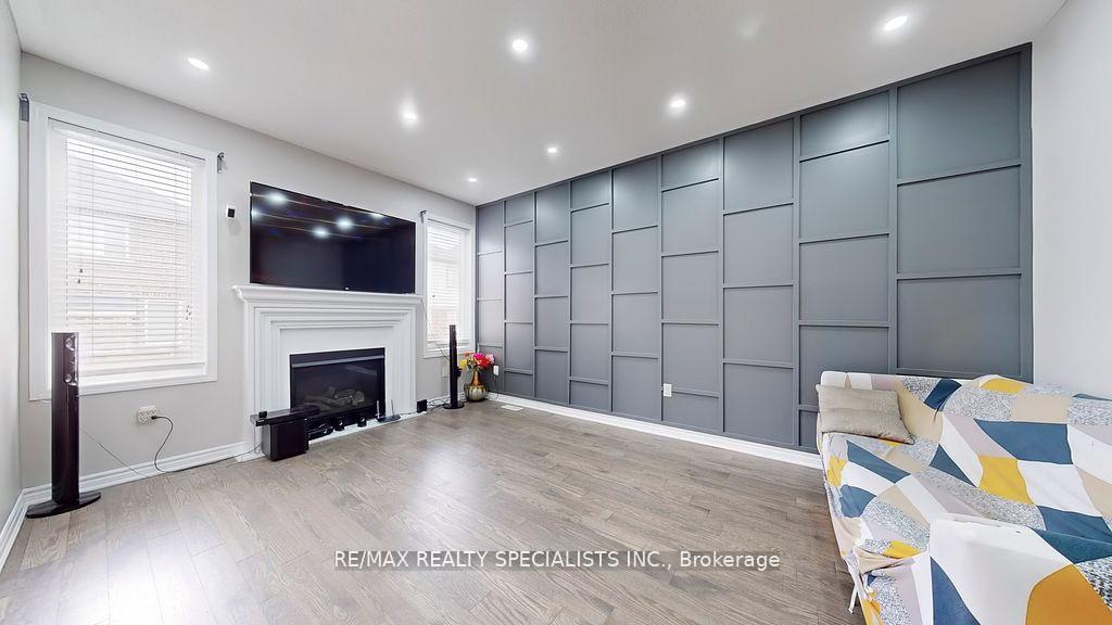 Photo 5 of 1207 Leger Way, Milton, Ford — HOMEH