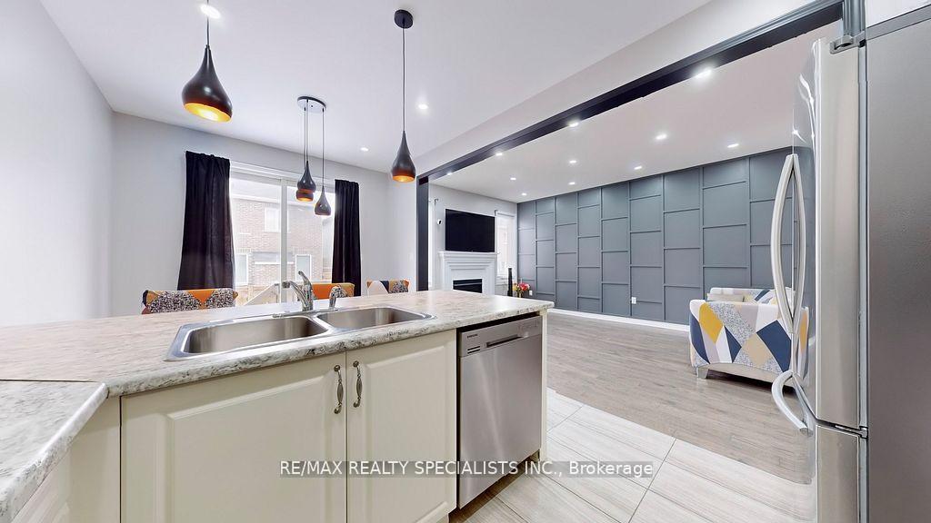 Photo 10 of 1207 Leger Way, Milton, Ford — HOMEH