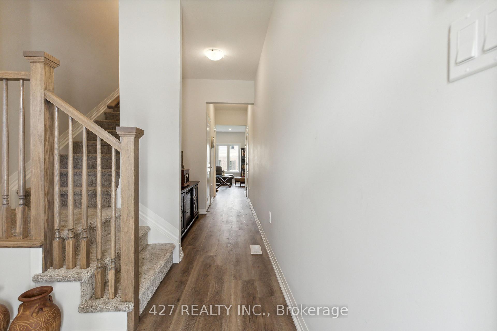 Photo 19 of 58 Samuel Avenue, Pelham, Fonthill — HOMEH