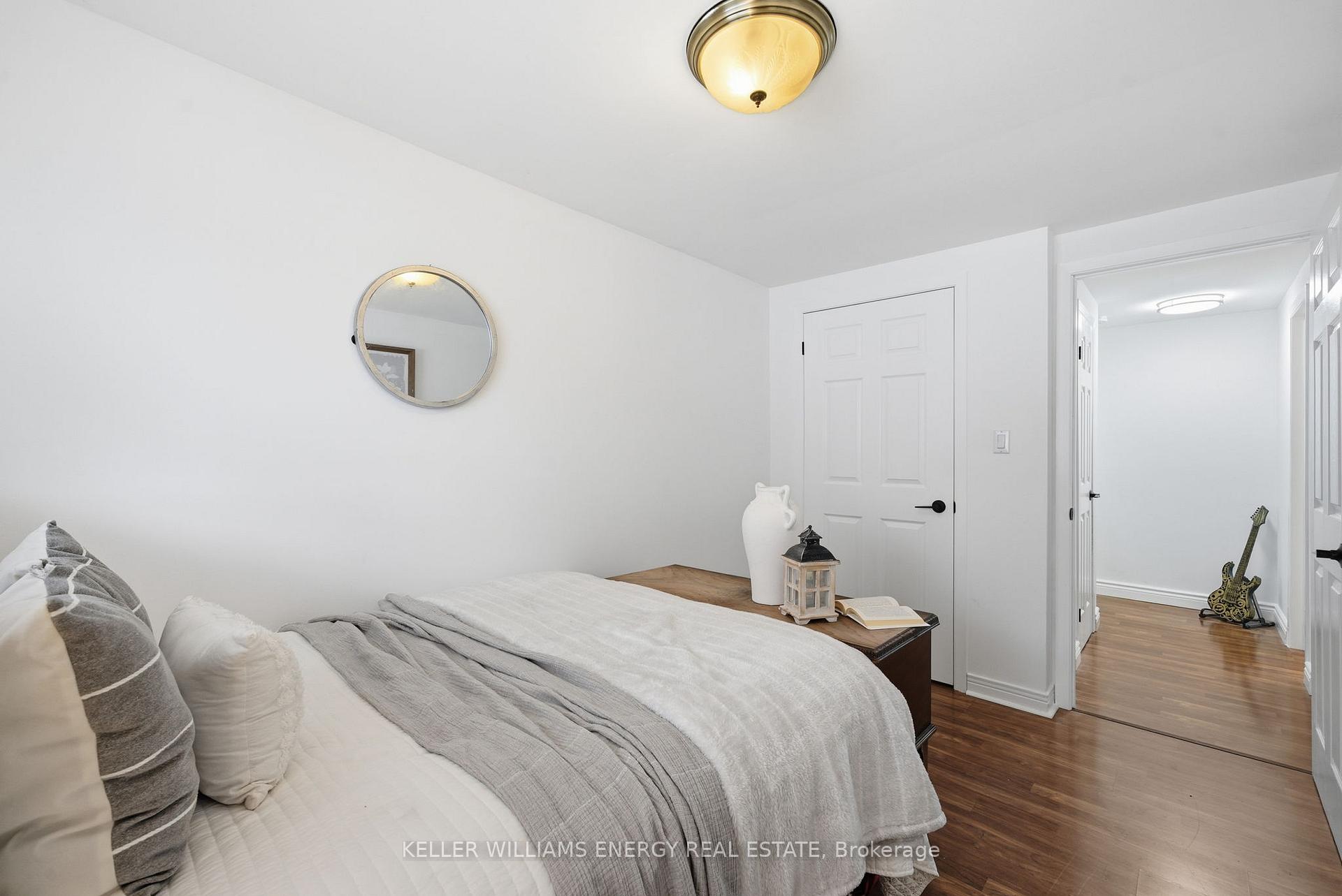 Photo 19 of 649 Berwick Crescent, Oshawa, McLaughlin — HOMEH