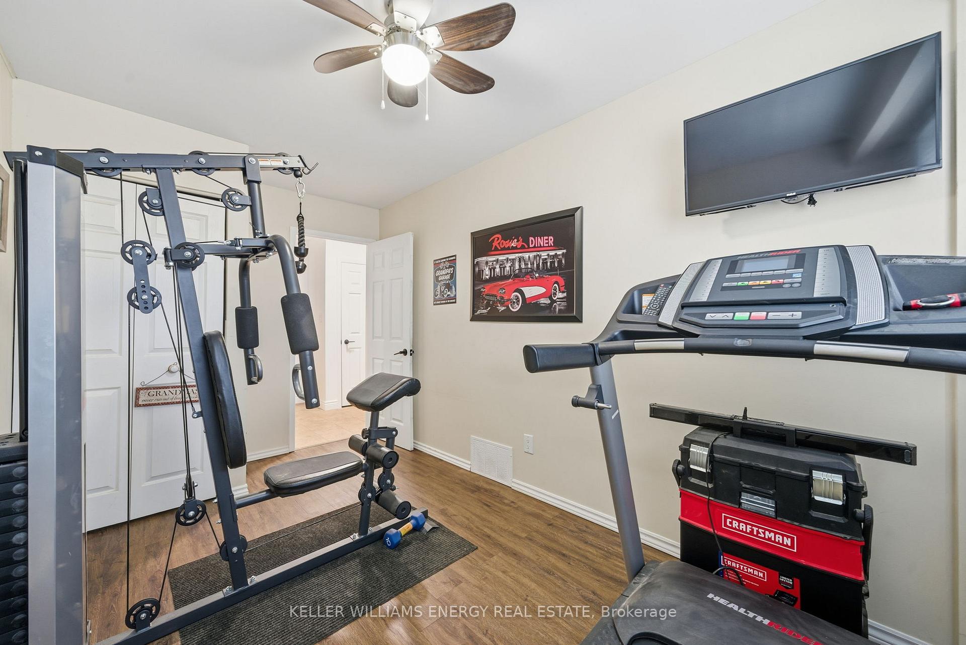 Photo 27 of 649 Berwick Crescent, Oshawa, McLaughlin — HOMEH