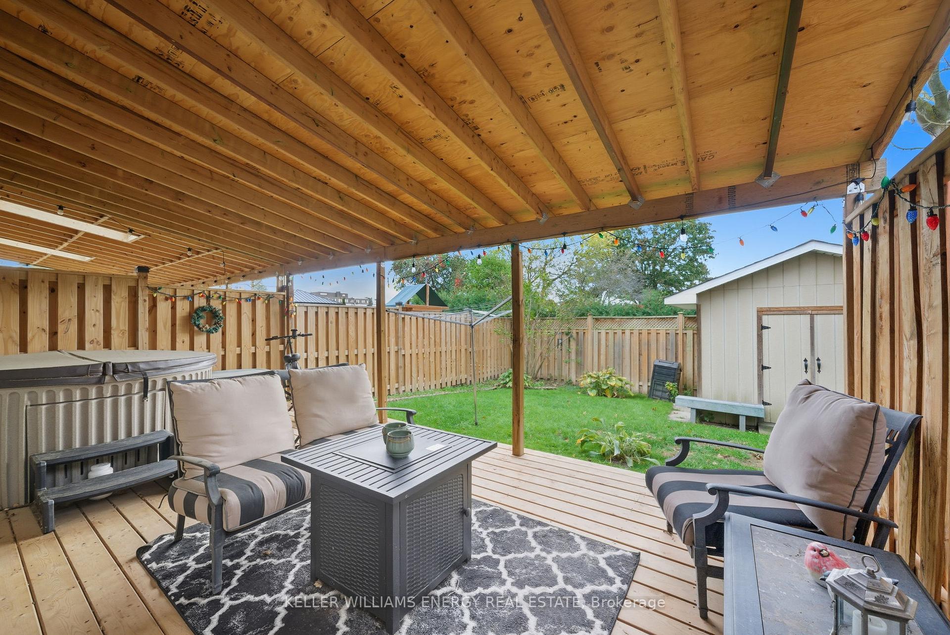 Photo 30 of 649 Berwick Crescent, Oshawa, McLaughlin — HOMEH