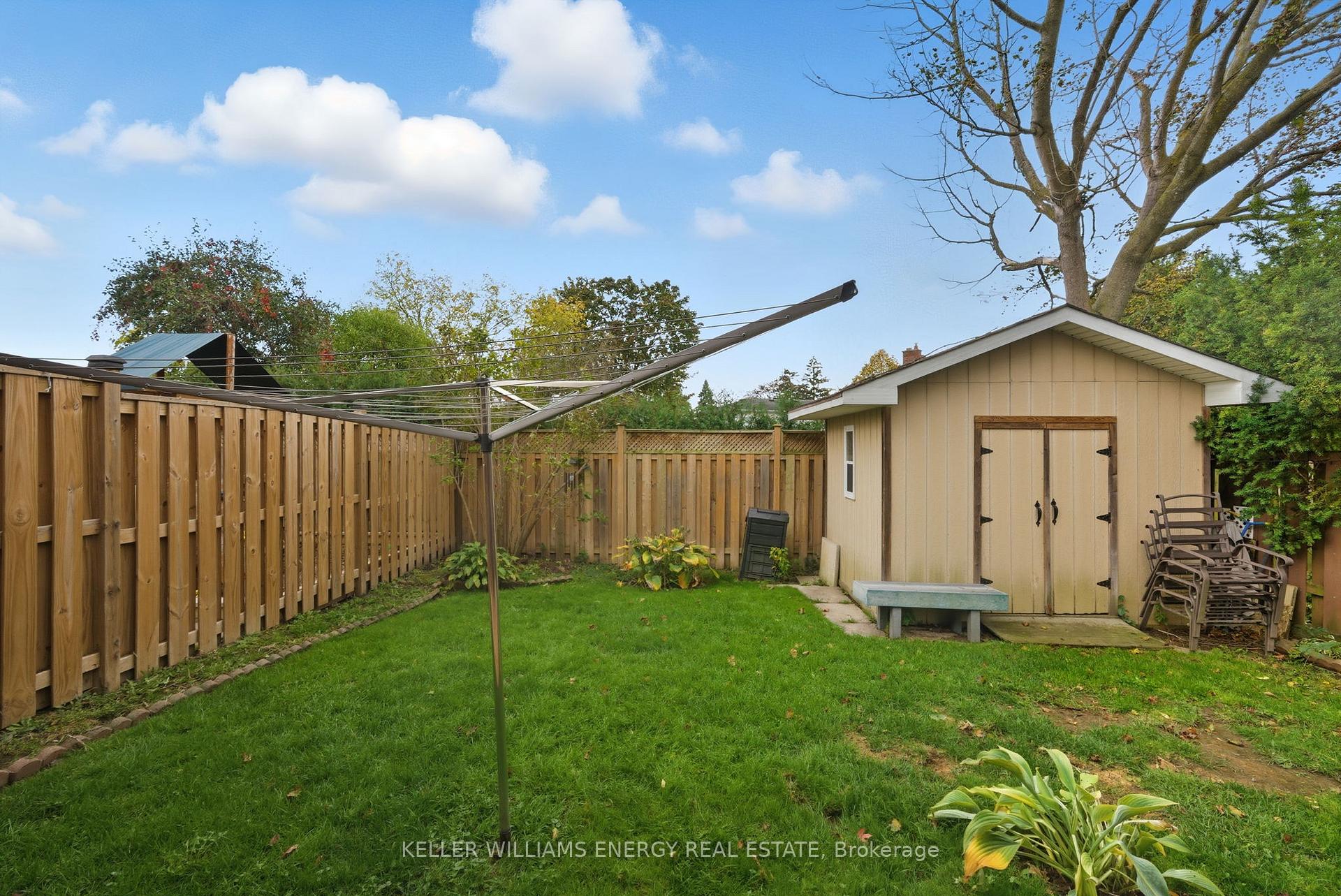 Photo 35 of 649 Berwick Crescent, Oshawa, McLaughlin — HOMEH