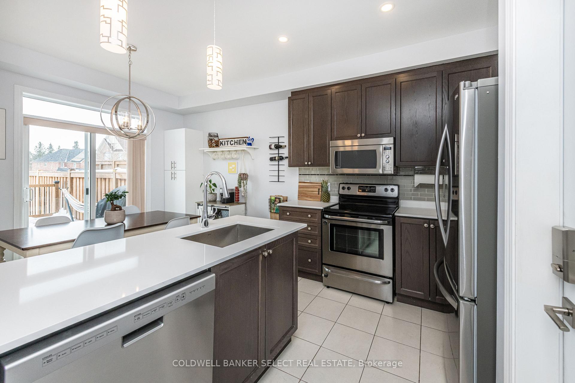 Photo 7 of 7 Jackson Drive, New Tecumseth, Tottenham — HOMEH