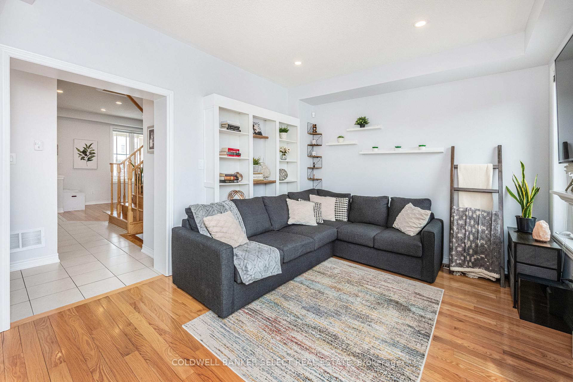 Photo 16 of 7 Jackson Drive, New Tecumseth, Tottenham — HOMEH