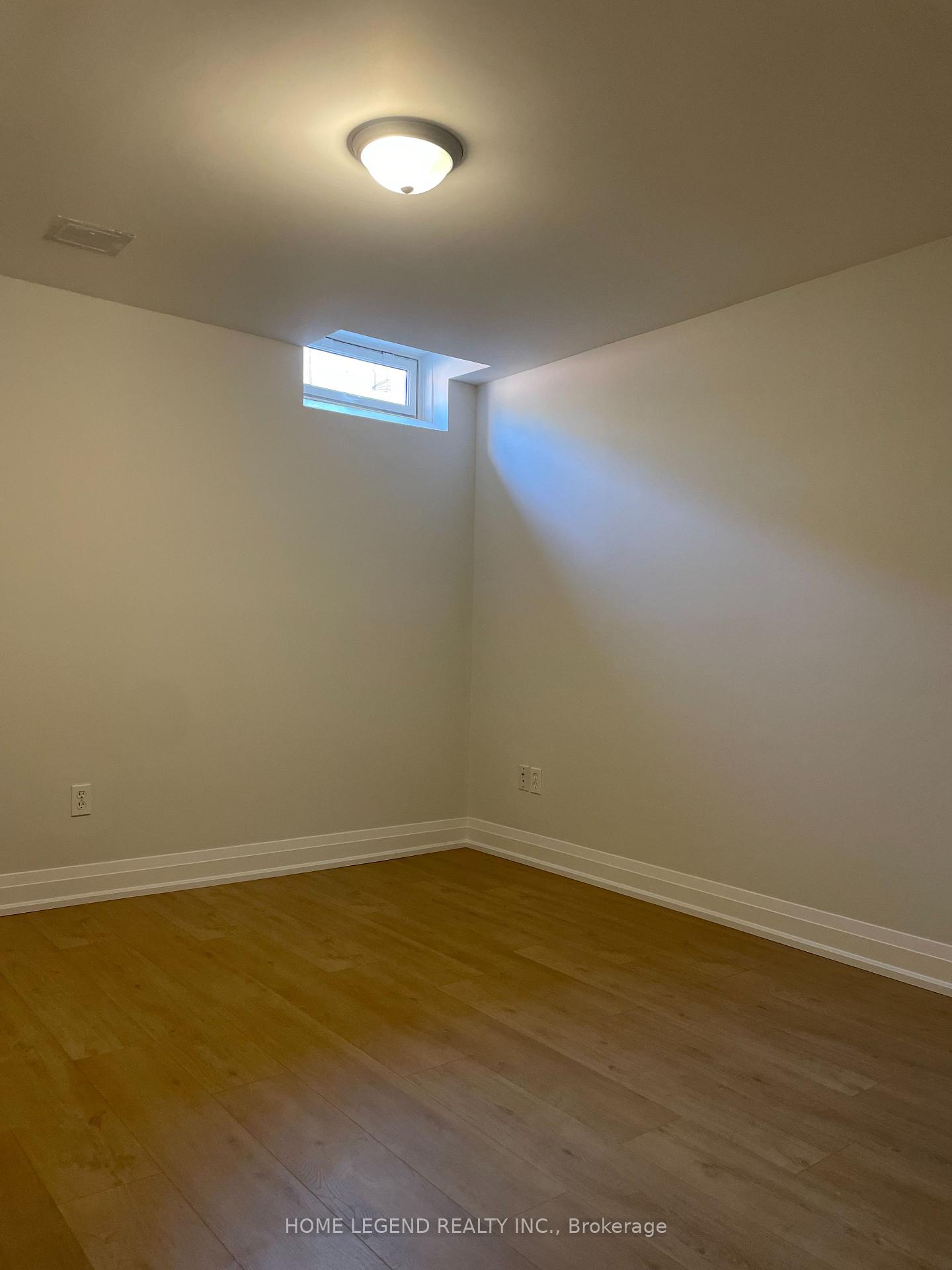 Photo 5 of 15 Florelle Drive, Markham, Wismer — HOMEH