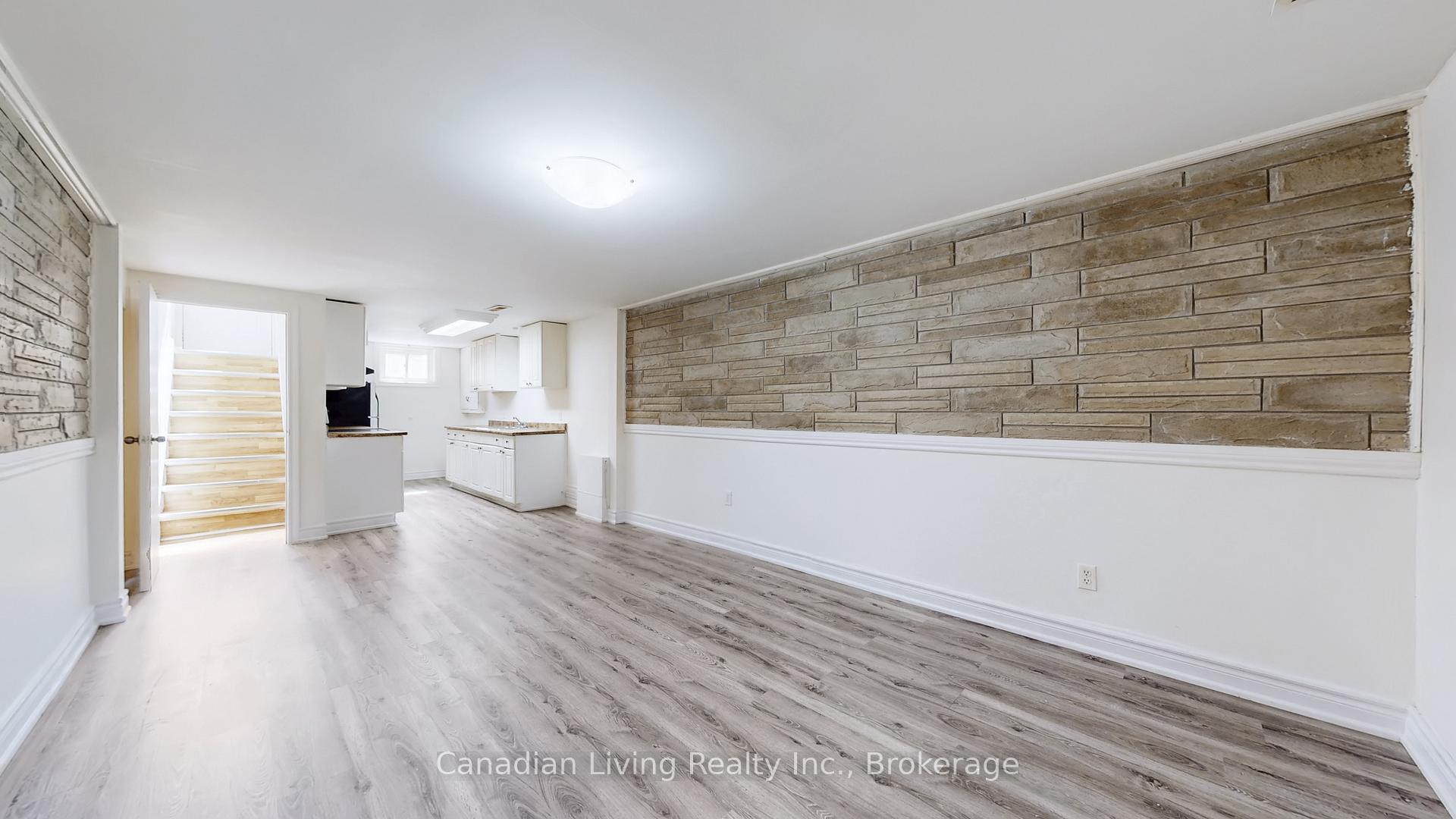 Photo 6 of 2-599 Gibbons Street, Oshawa, McLaughlin — HOMEH