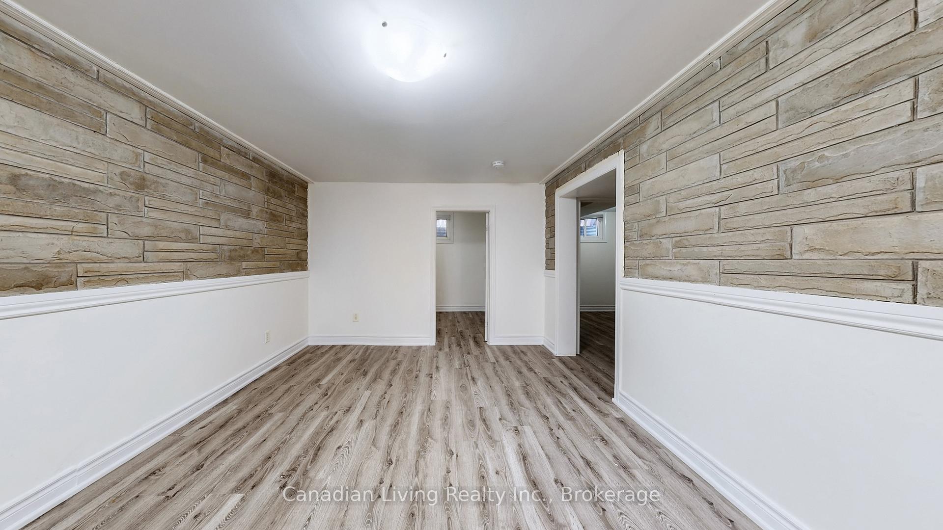 Photo 8 of 2-599 Gibbons Street, Oshawa, McLaughlin — HOMEH