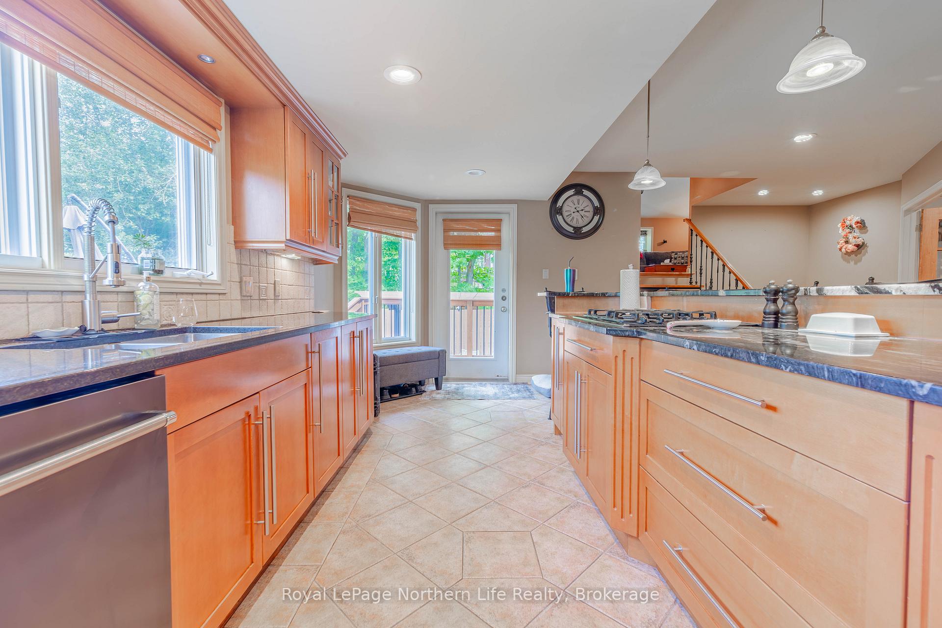 Photo 7 of 112 Wallace Heights Drive, North Bay, Airport — HOMEH