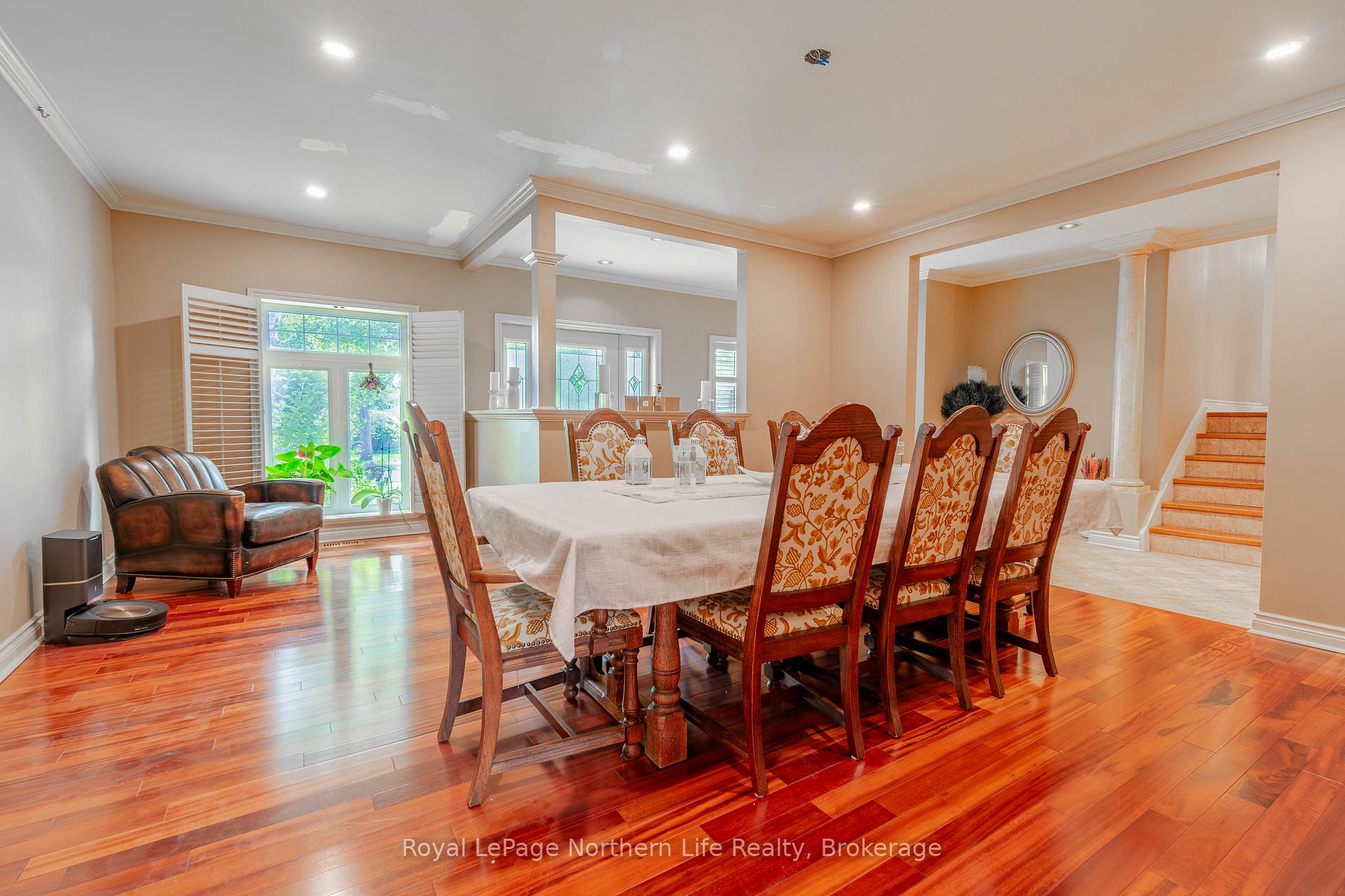 Photo 10 of 112 Wallace Heights Drive, North Bay, Airport — HOMEH