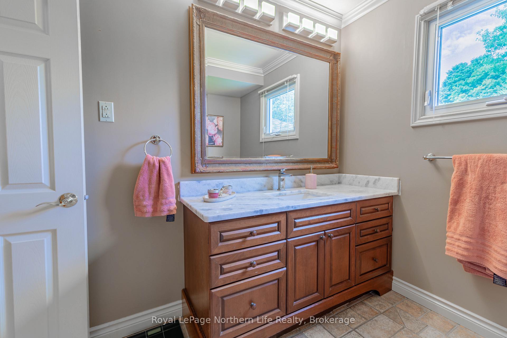Photo 22 of 112 Wallace Heights Drive, North Bay, Airport — HOMEH