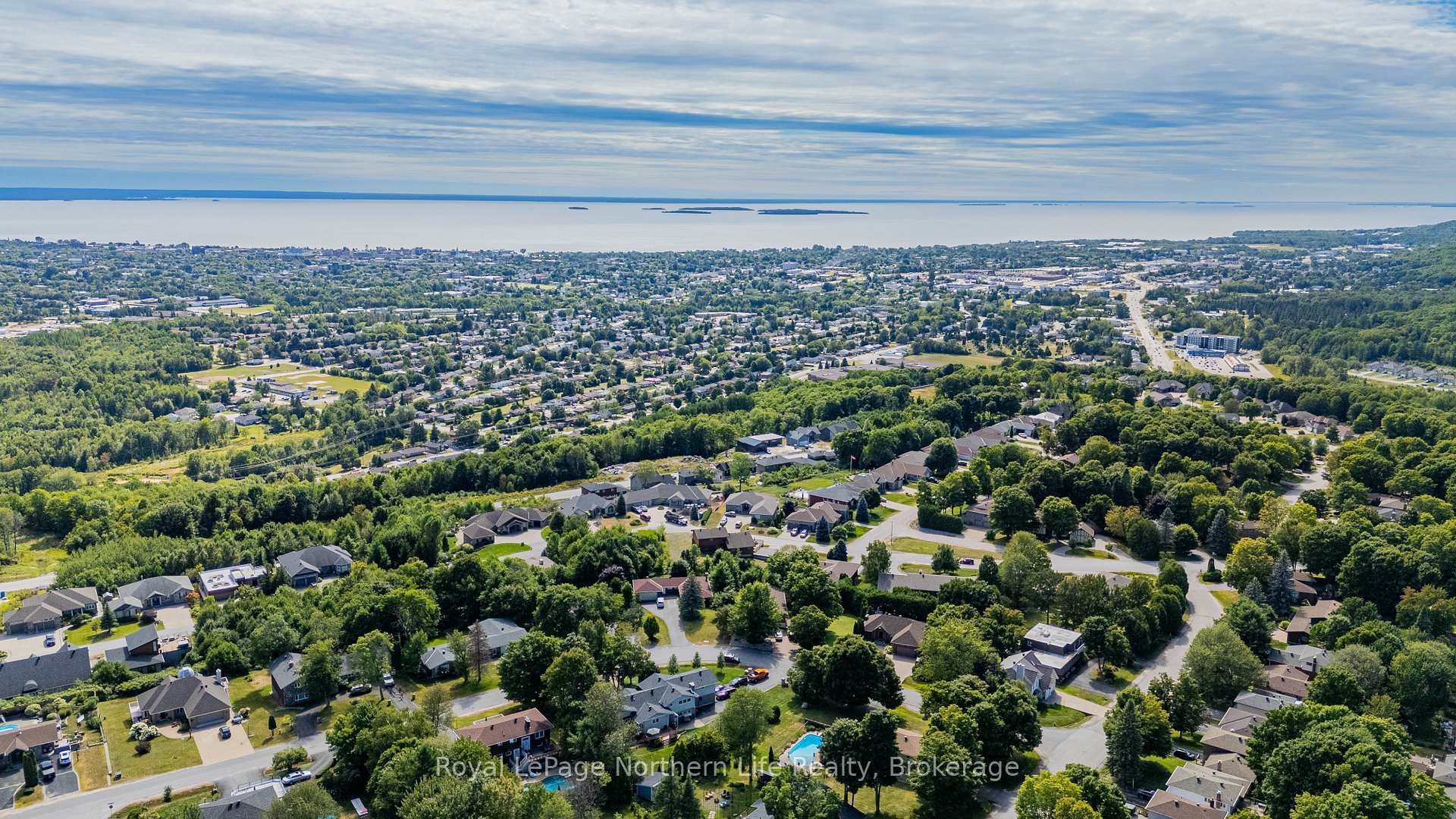 Photo 50 of 112 Wallace Heights Drive, North Bay, Airport — HOMEH