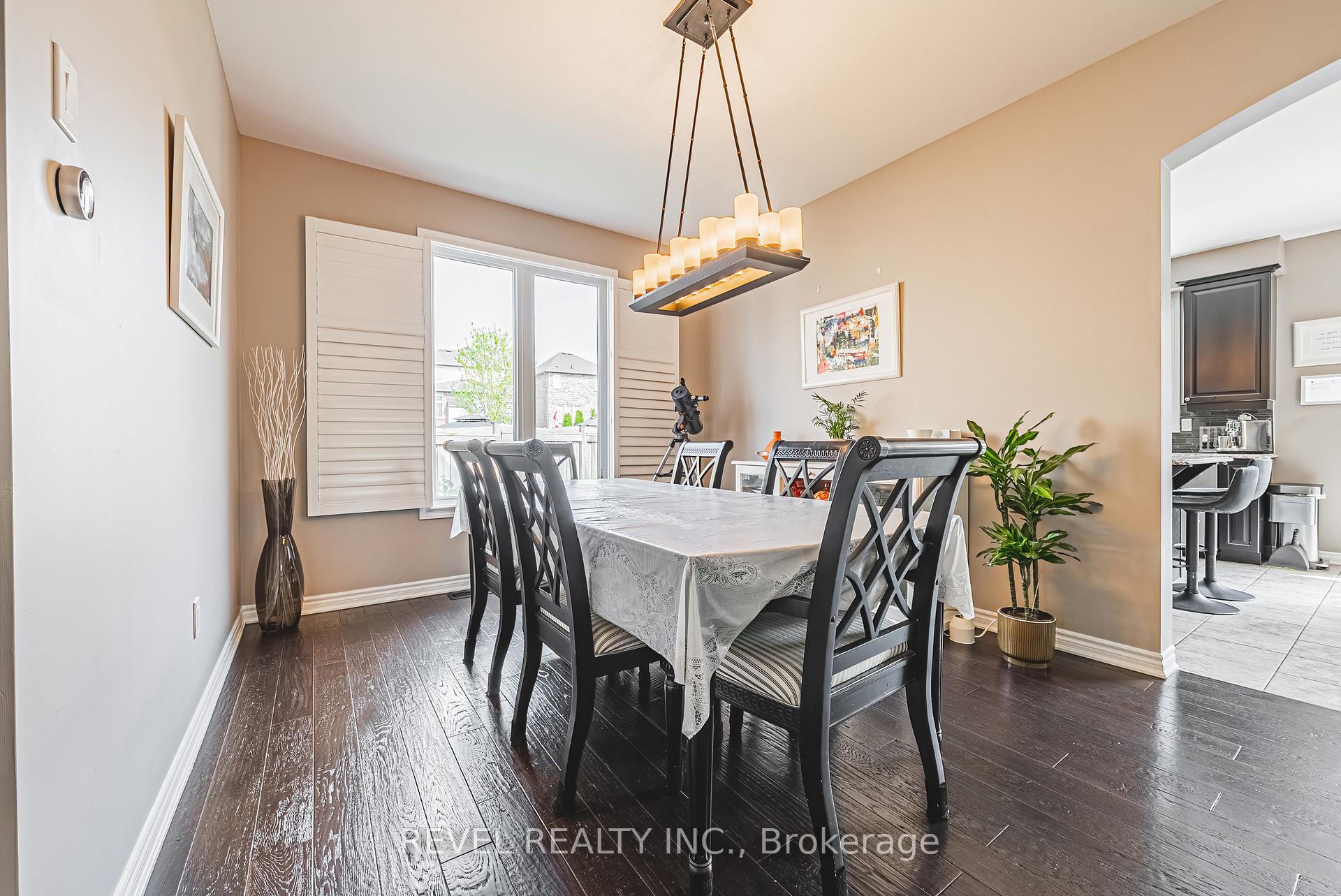Photo 3 of 295 Cochrane Terrace, Milton, Willmott — HOMEH