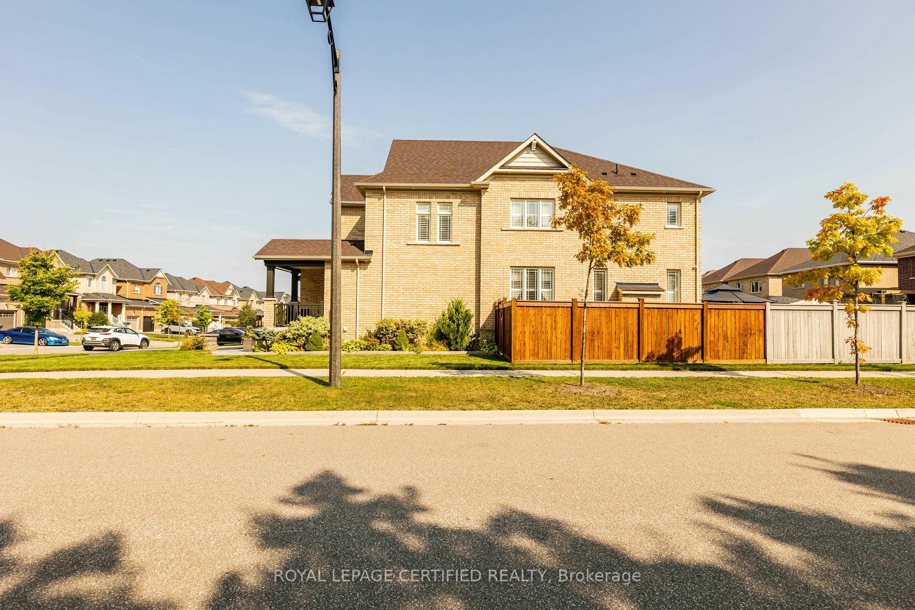 Photo 36 of 51 Prady Lane, New Tecumseth, Tottenham — HOMEH