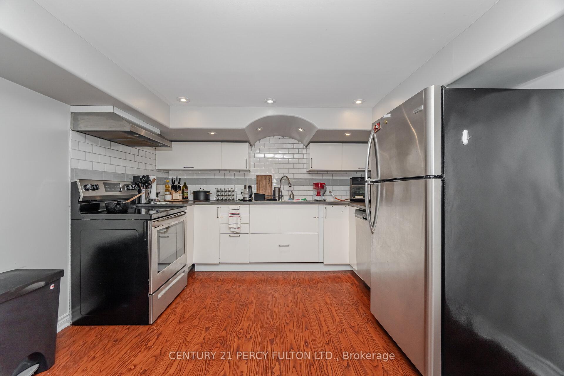Photo 20 of 600 Ridgeway Avenue, Oshawa, McLaughlin — HOMEH