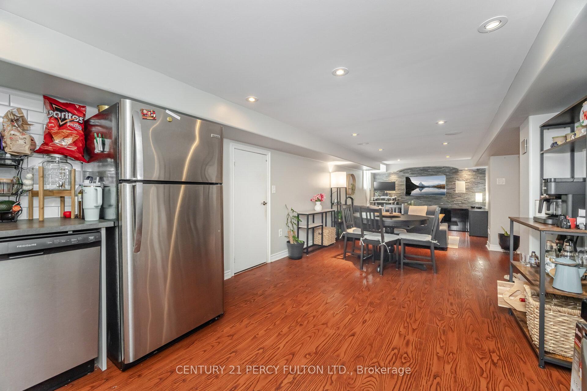 Photo 21 of 600 Ridgeway Avenue, Oshawa, McLaughlin — HOMEH
