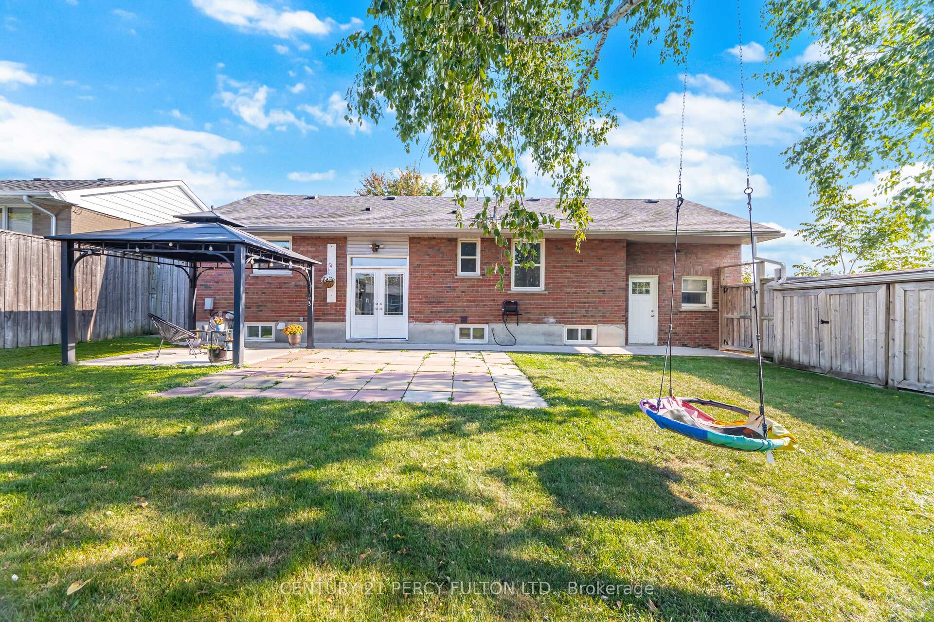 Photo 32 of 600 Ridgeway Avenue, Oshawa, McLaughlin — HOMEH