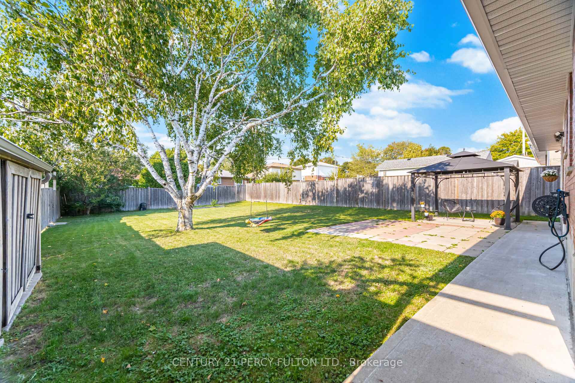 Photo 33 of 600 Ridgeway Avenue, Oshawa, McLaughlin — HOMEH