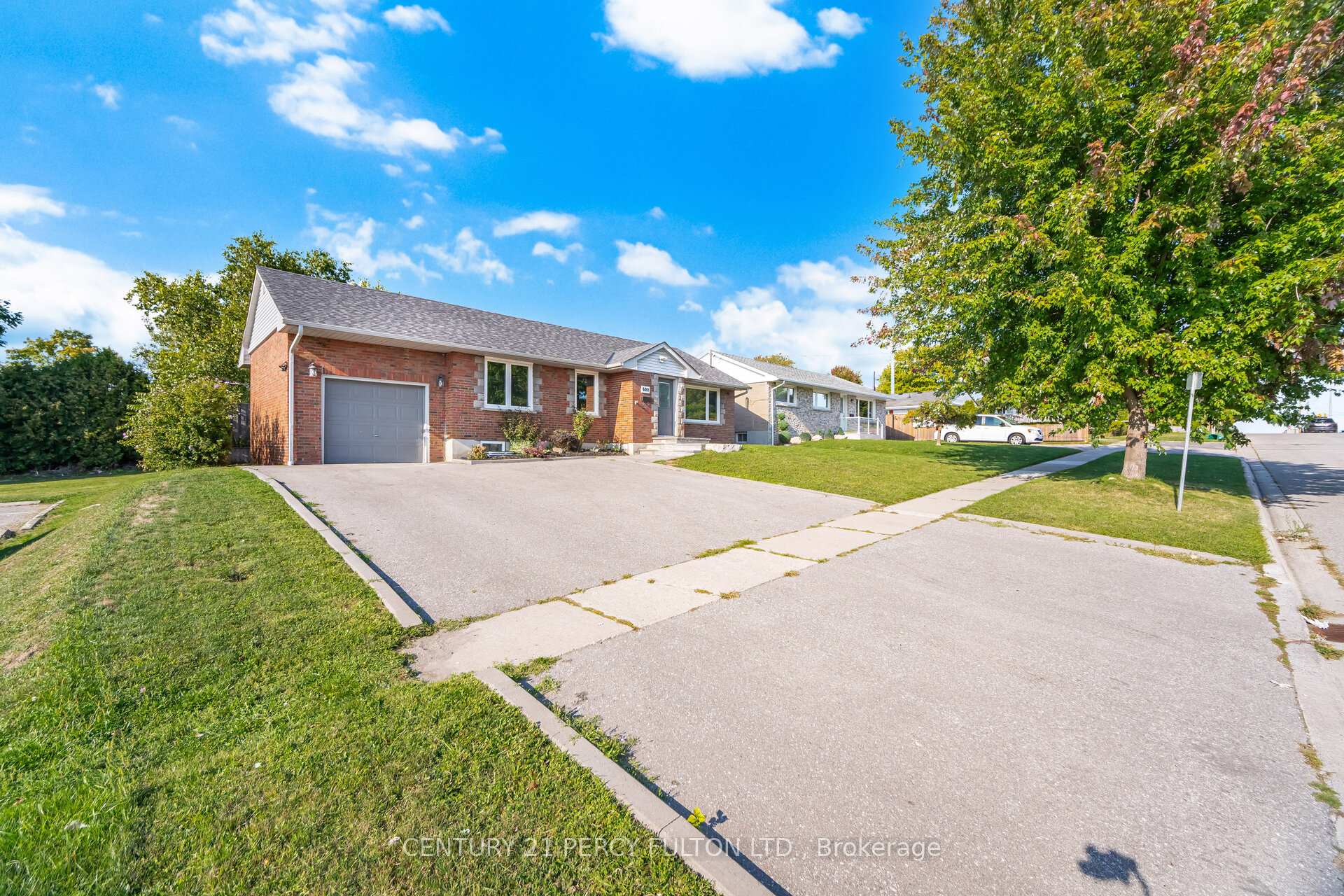 Photo 38 of 600 Ridgeway Avenue, Oshawa, McLaughlin — HOMEH