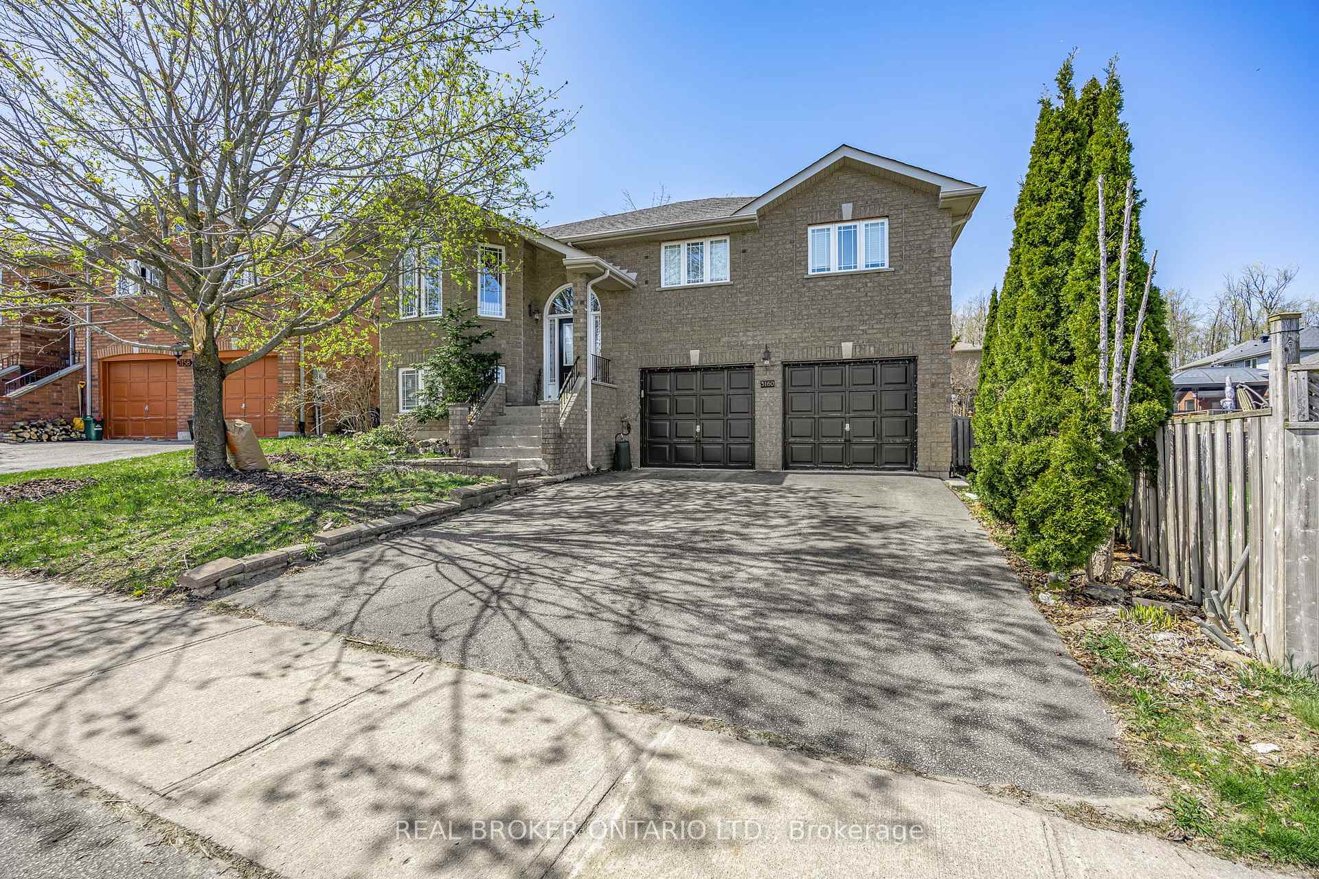 Photo 2 of 3160 Emperor Drive, Orillia — HOMEH