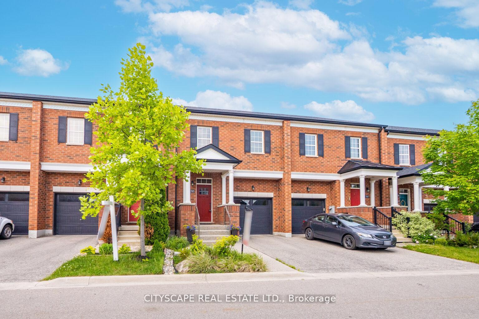 Photo 2 of 765 Banks Crescent, Milton, Willmott — HOMEH