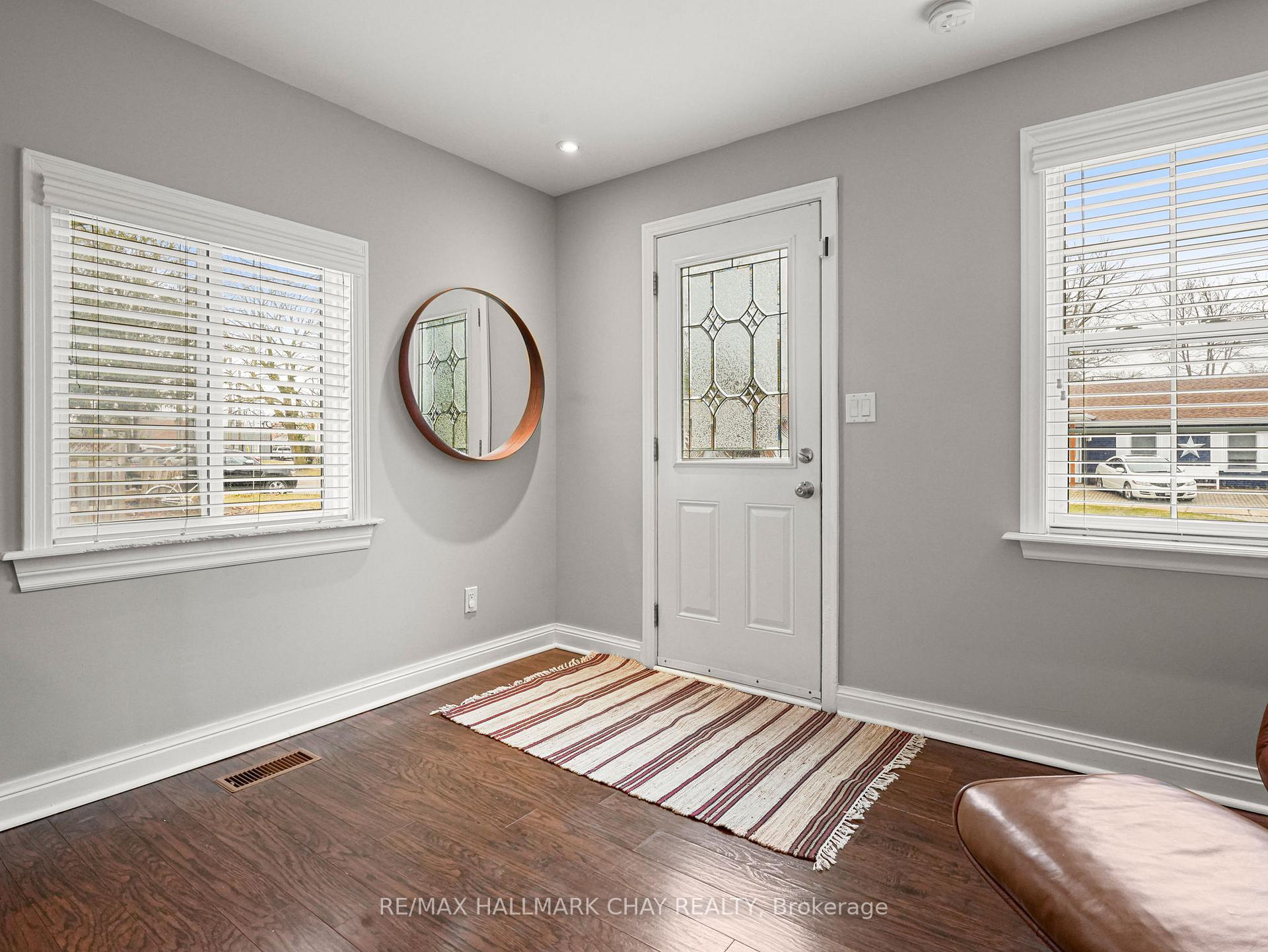 Photo 5 of 21 Tupper Street E, New Tecumseth, Alliston — HOMEH