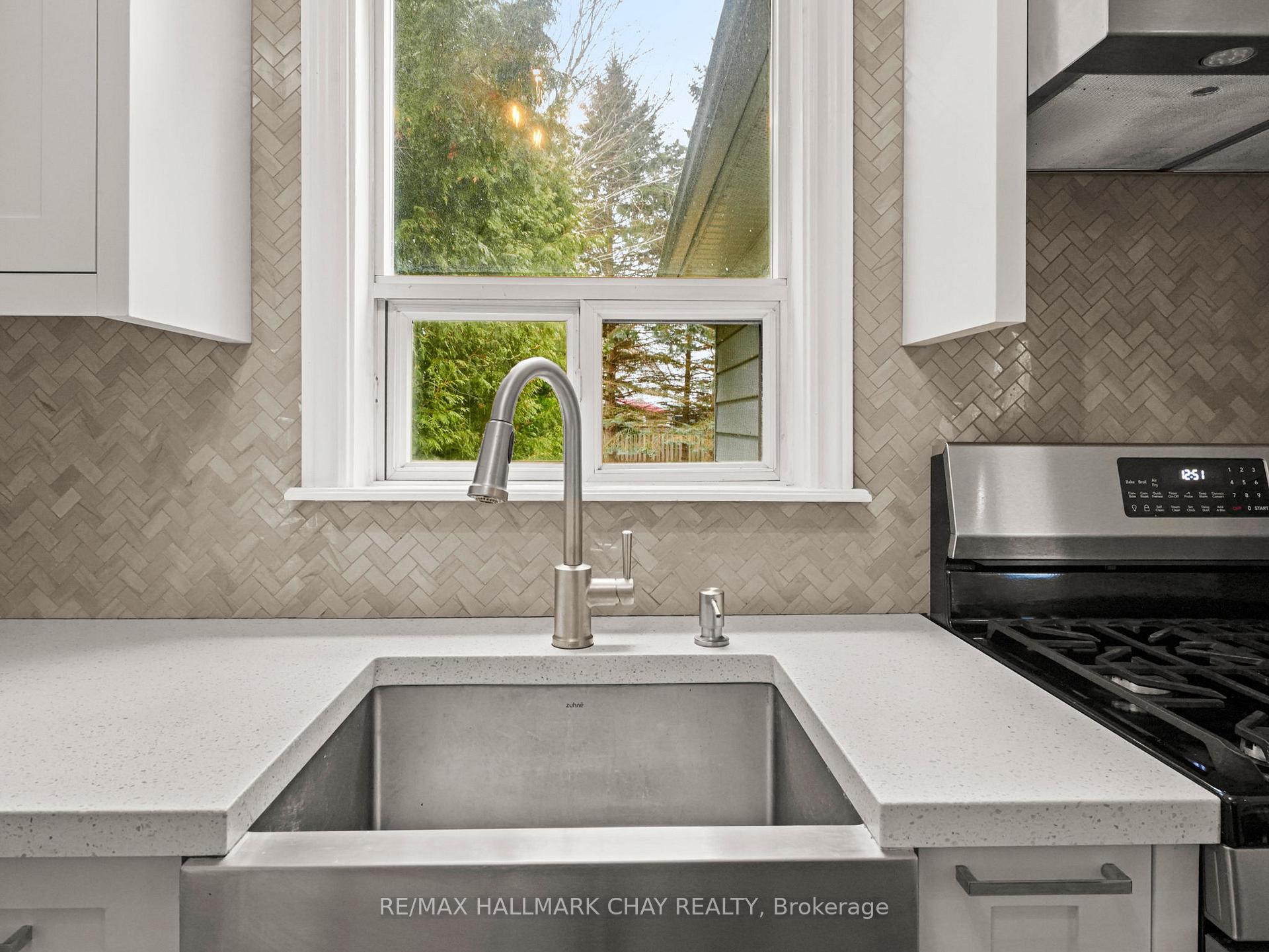 Photo 18 of 21 Tupper Street E, New Tecumseth, Alliston — HOMEH