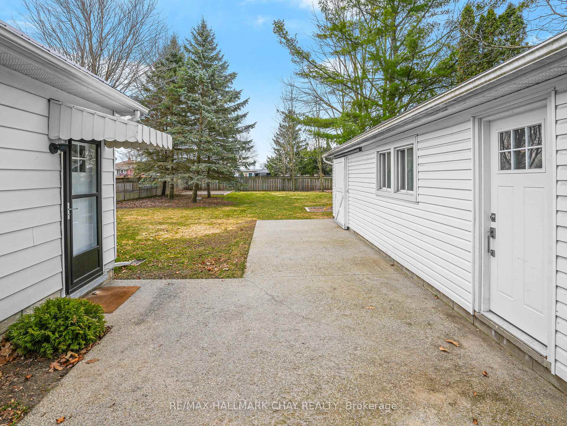 Photo 33 of 21 Tupper Street E, New Tecumseth, Alliston — HOMEH