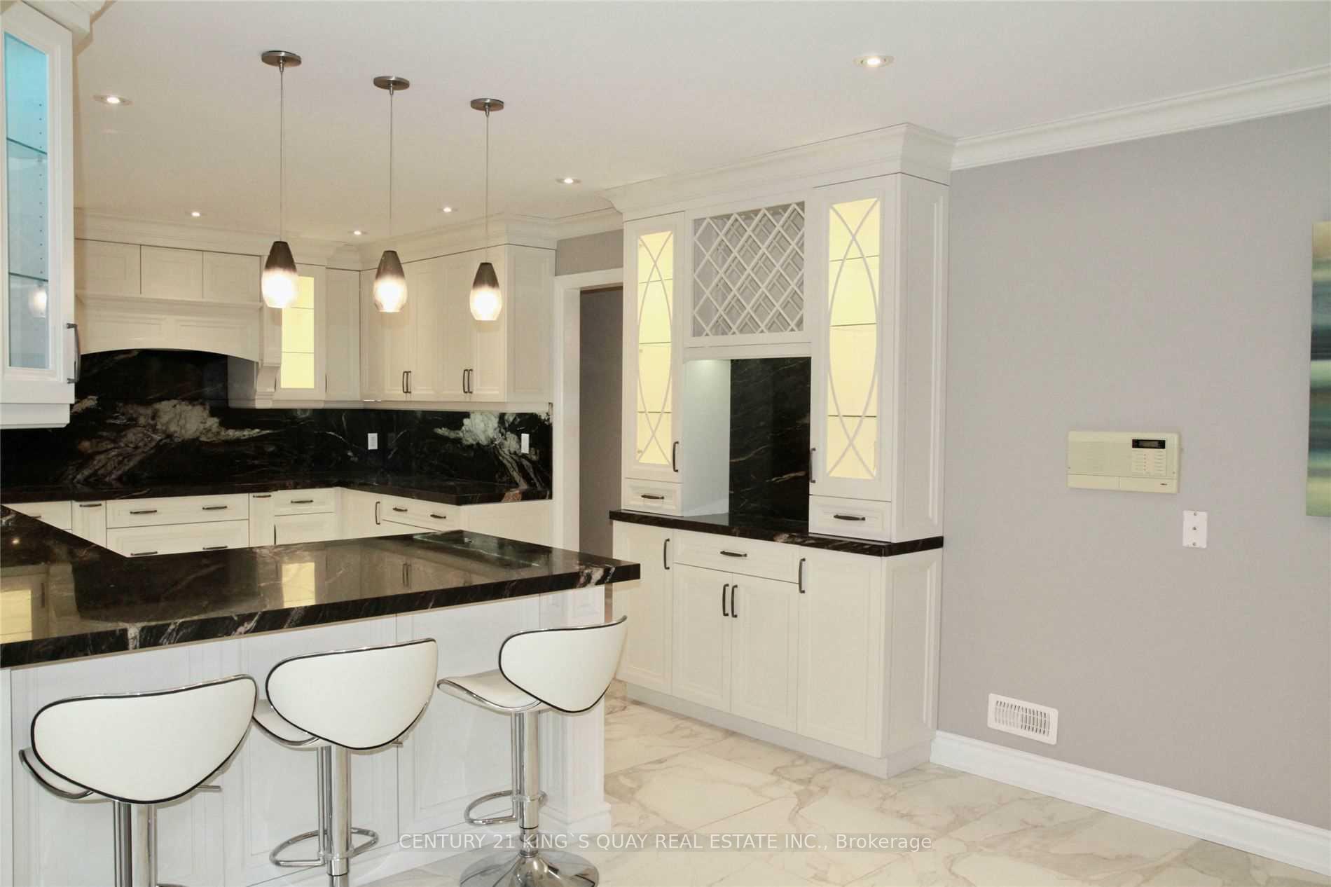 Photo 6 of 36 Personna Boulevard, Markham, Devil's Elbow — HOMEH