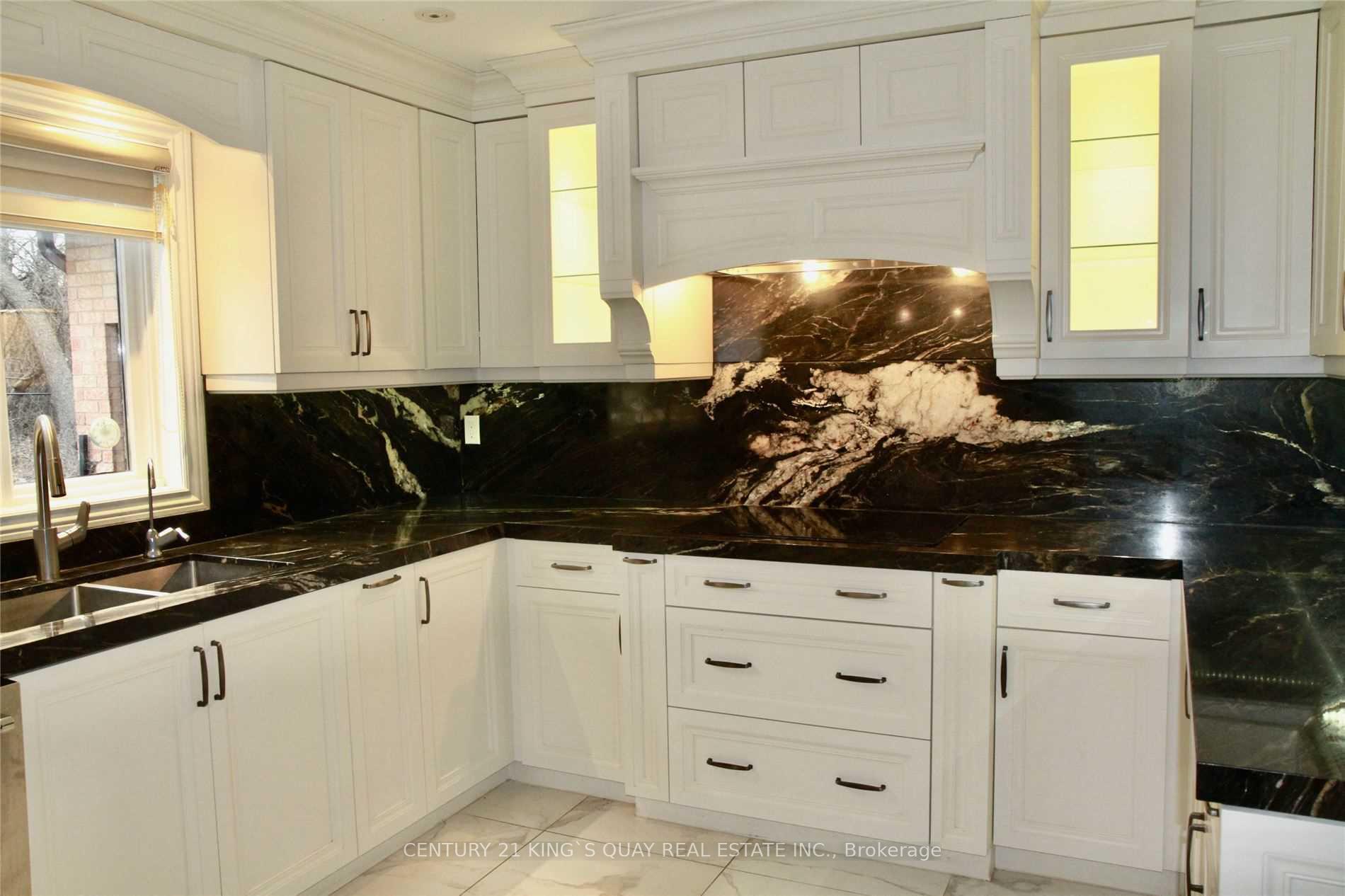 Photo 11 of 36 Personna Boulevard, Markham, Devil's Elbow — HOMEH