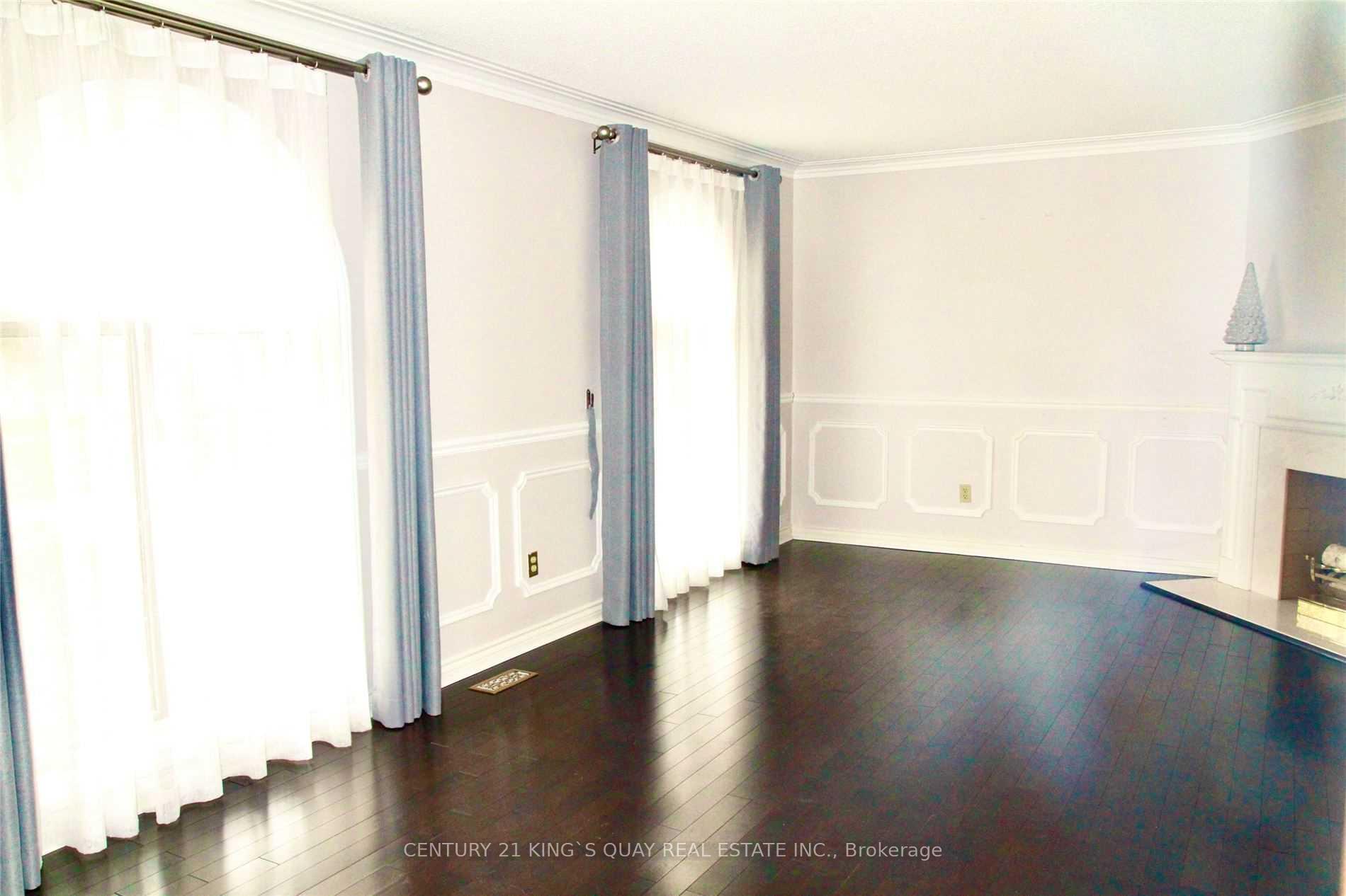 Photo 21 of 36 Personna Boulevard, Markham, Devil's Elbow — HOMEH