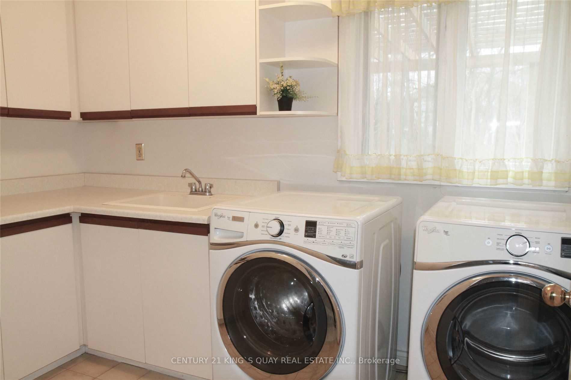 Photo 24 of 36 Personna Boulevard, Markham, Devil's Elbow — HOMEH