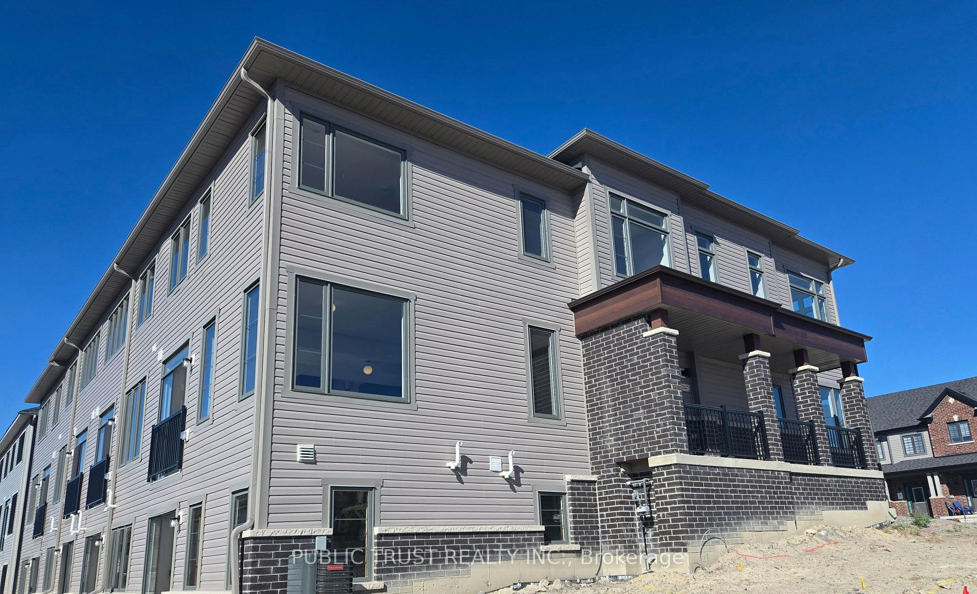 Photo 2 of 2047 Horace Duncan Cres, Oshawa, Kedron — HOMEH
