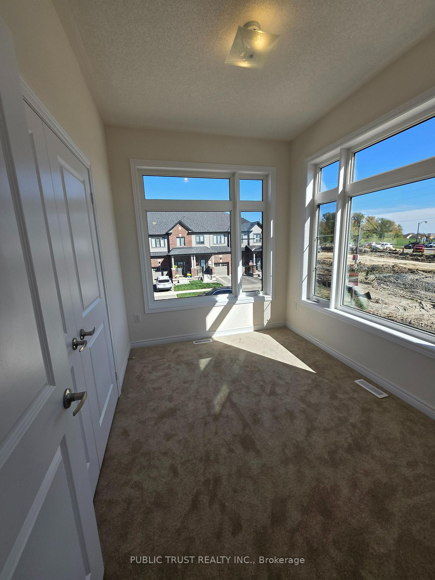Photo 31 of 2047 Horace Duncan Cres, Oshawa, Kedron — HOMEH