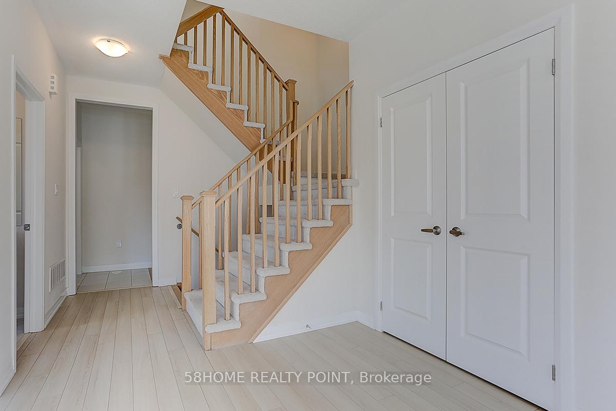 Photo 6 of 43 Floyd Ford Way, Markham, Box Grove — HOMEH