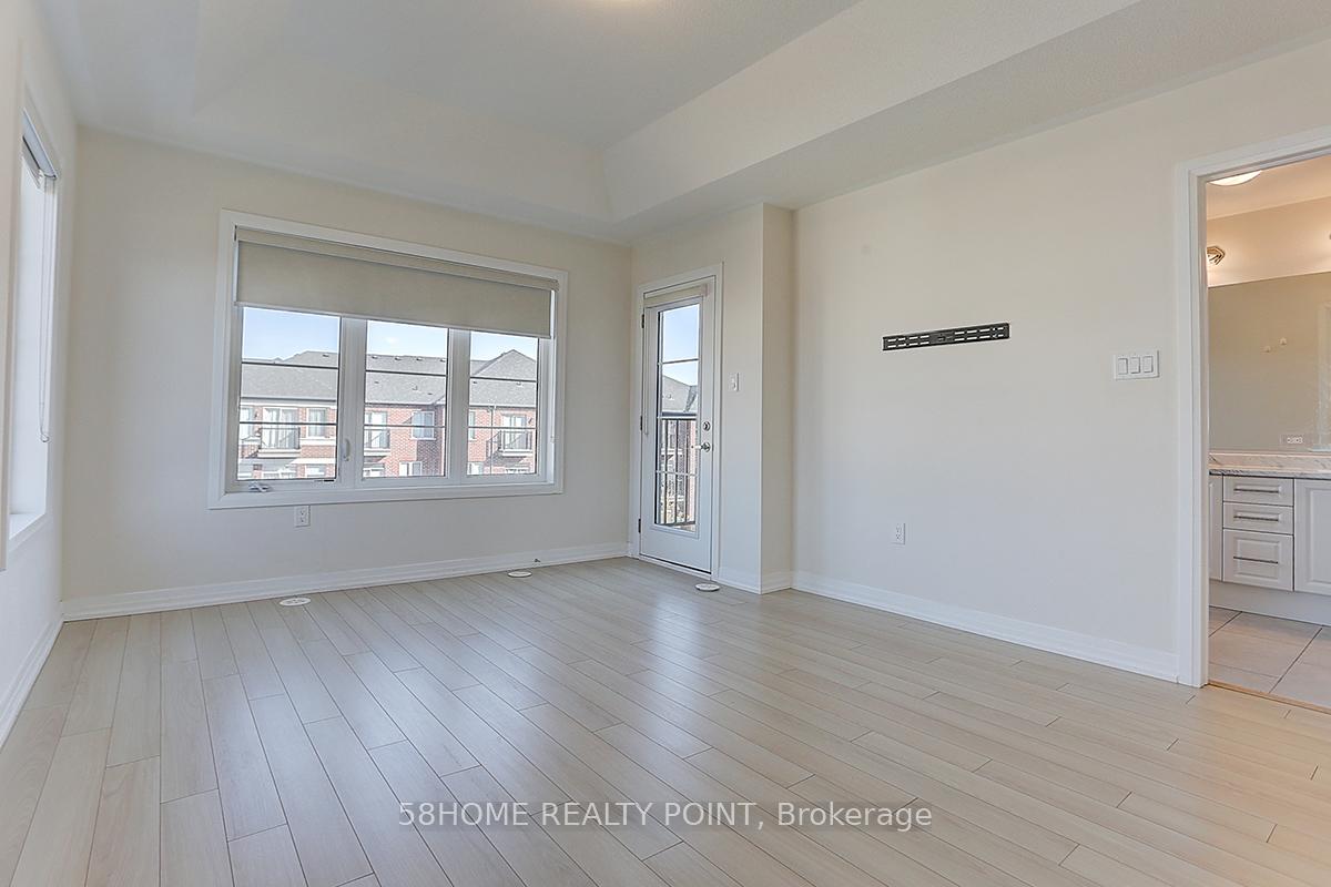 Photo 20 of 43 Floyd Ford Way, Markham, Box Grove — HOMEH