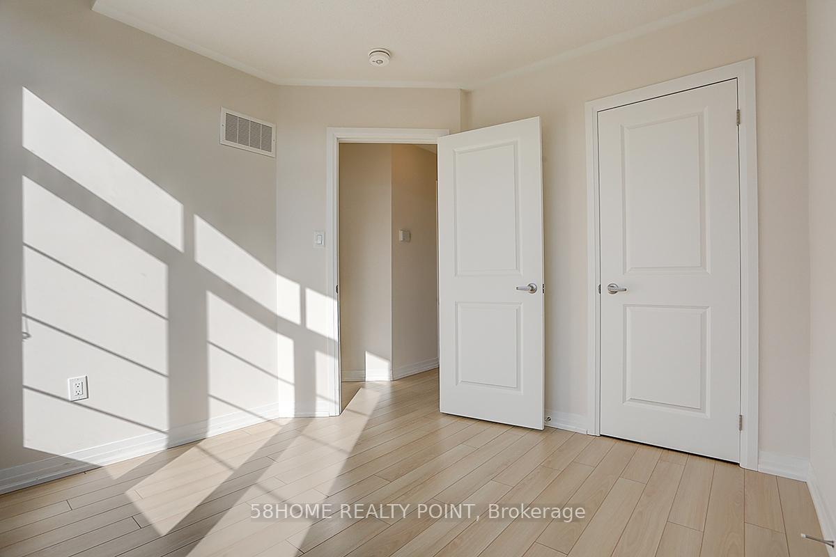Photo 31 of 43 Floyd Ford Way, Markham, Box Grove — HOMEH