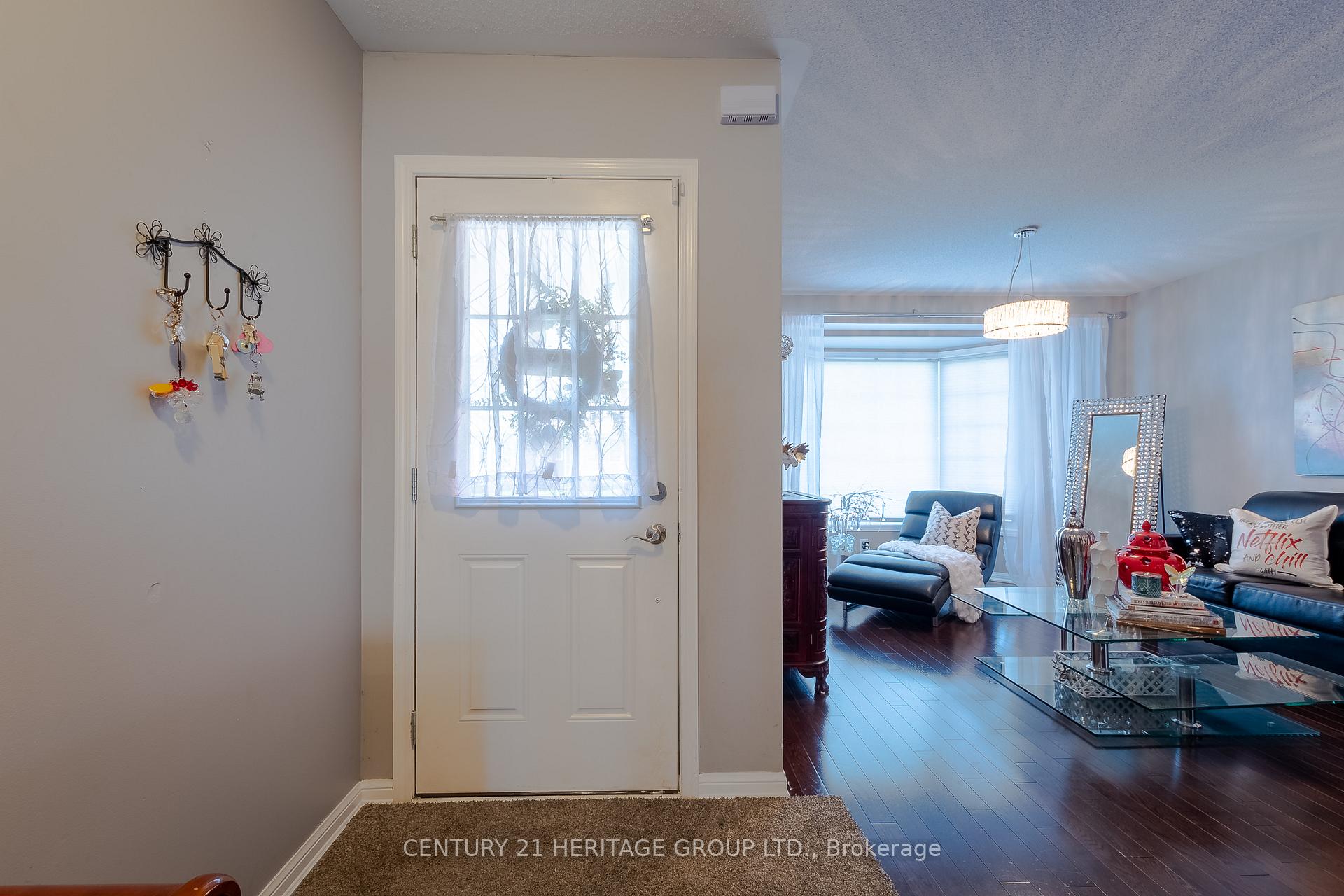 Photo 3 of 255 John W. Taylor Avenue, New Tecumseth, Alliston — HOMEH