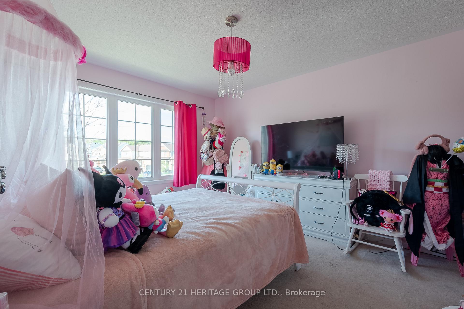 Photo 18 of 255 John W. Taylor Avenue, New Tecumseth, Alliston — HOMEH