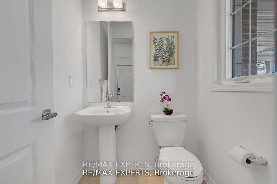Photo 3 of 294 Starflower Place, Milton, Walker — HOMEH