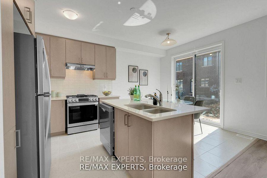 Photo 6 of 294 Starflower Place, Milton, Walker — HOMEH