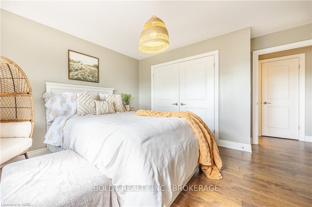 Photo 23 of 80 Willson, Pelham, Fonthill — HOMEH