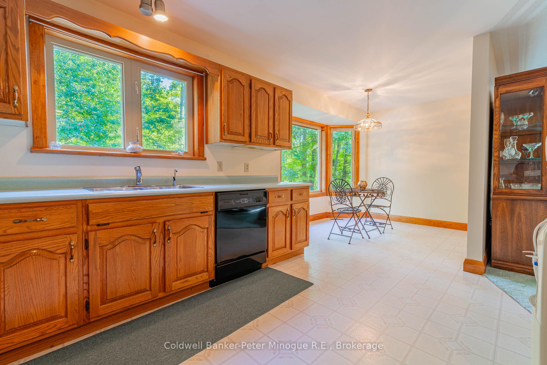 Photo 7 of 81 Hazelton Lane, North Bay, Airport — HOMEH